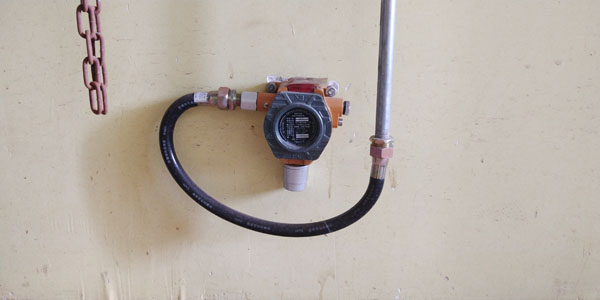 ��ȫ�Ԅ�(d��ng)�����b܇(ch��)�g